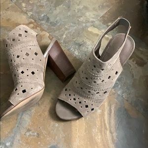 Franco Fortini Booties